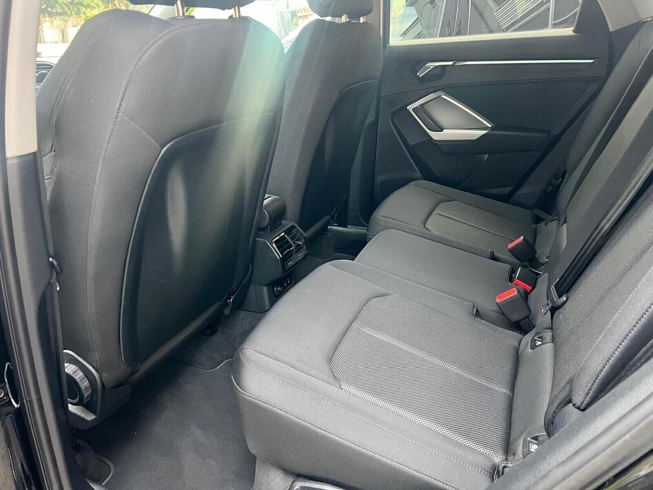 AUDI Q3 SPB 40 TDI quattro STRONIC SLINE EDITION