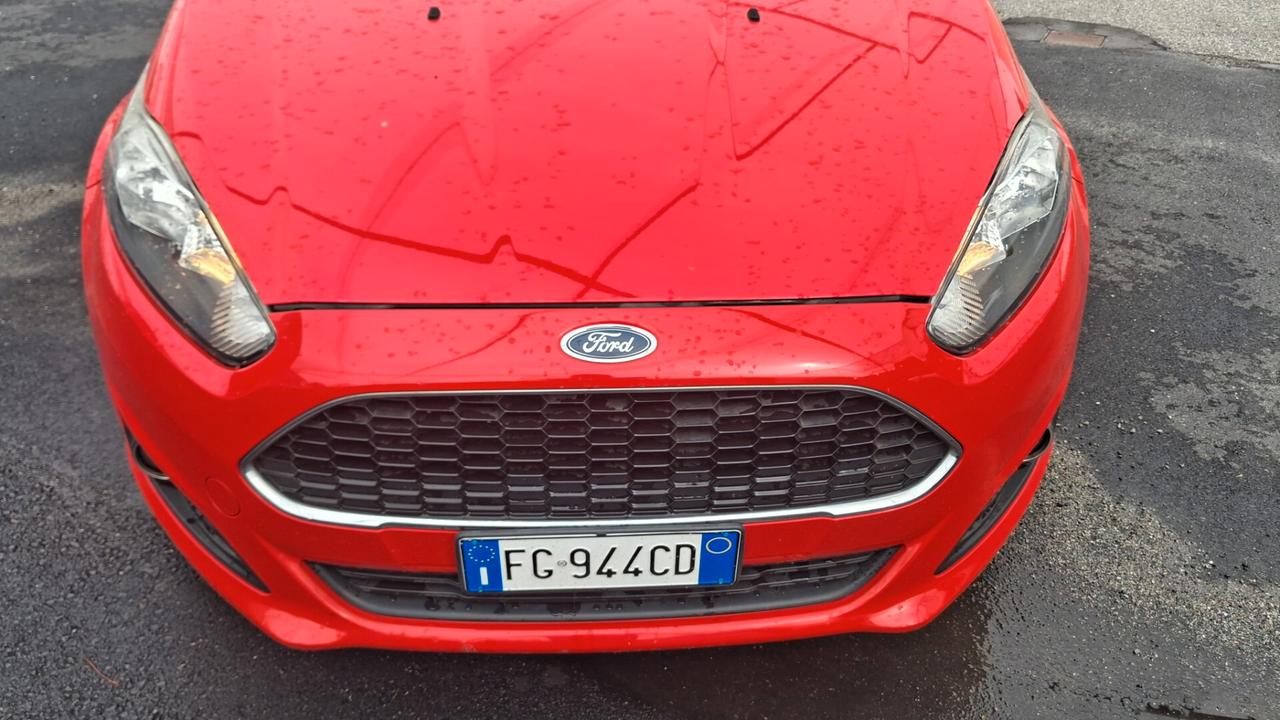 Ford Fiesta 1.400 GPL BOMBOLA NUOVA