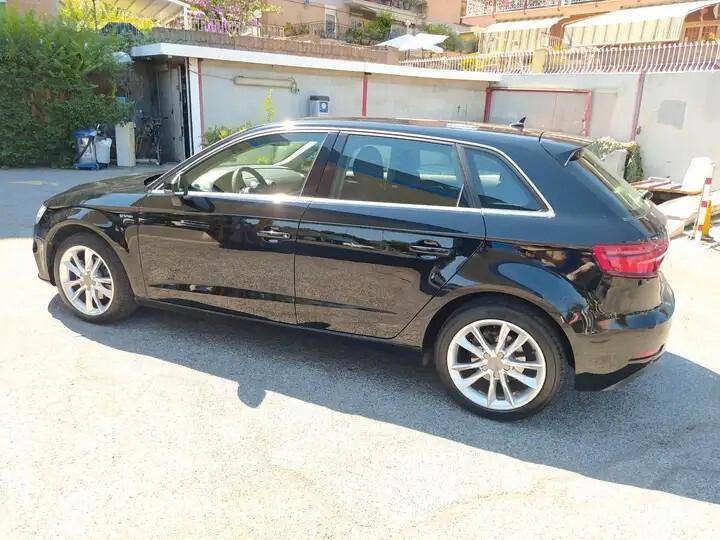 Audi A3 SPB 1.4 TFSI S tronic g-tron Sport
