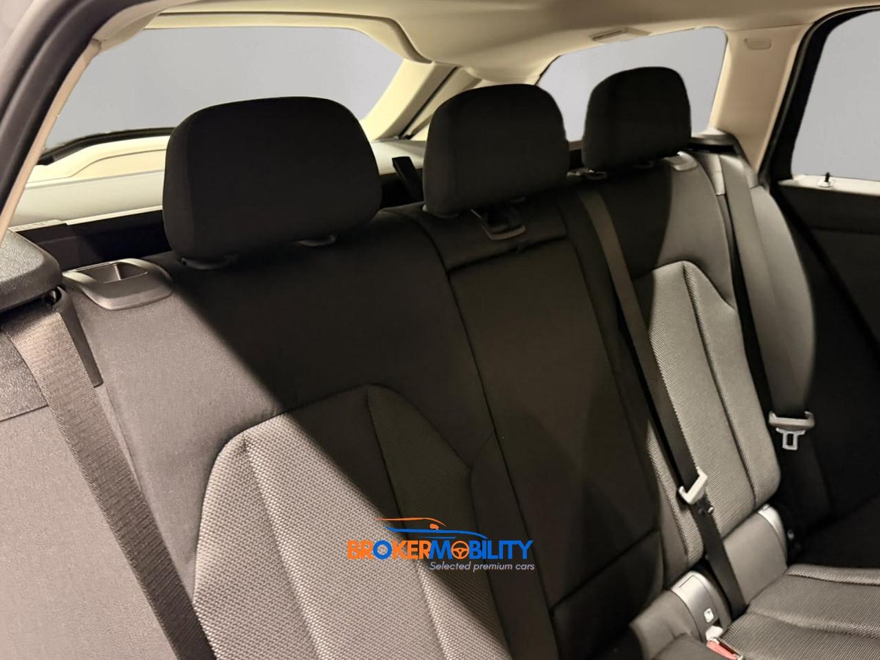 BMW 318 d Touring mhev 48V auto
