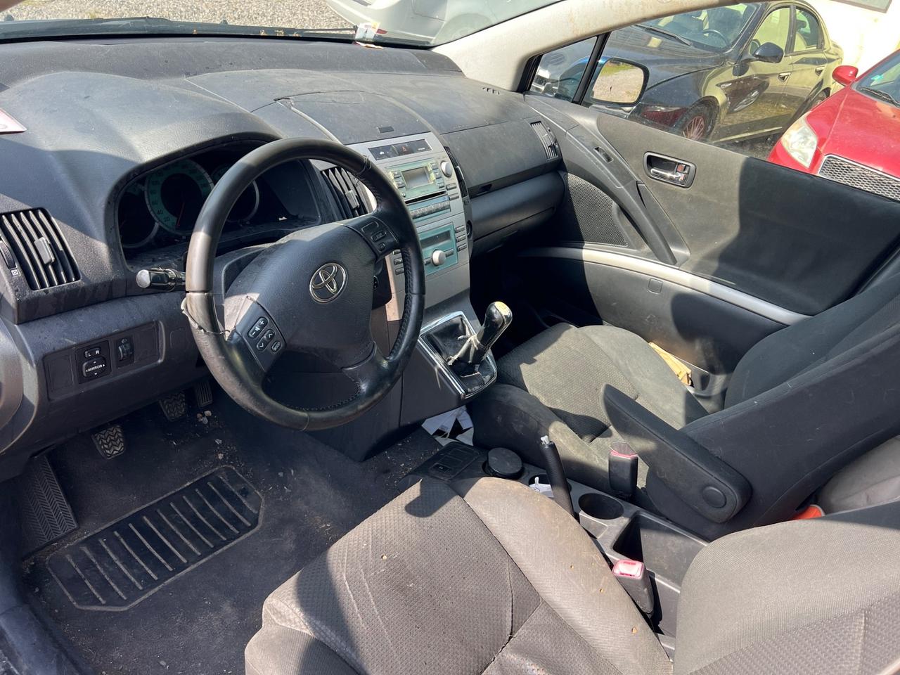 Toyota Corolla Verso 1.6 16V