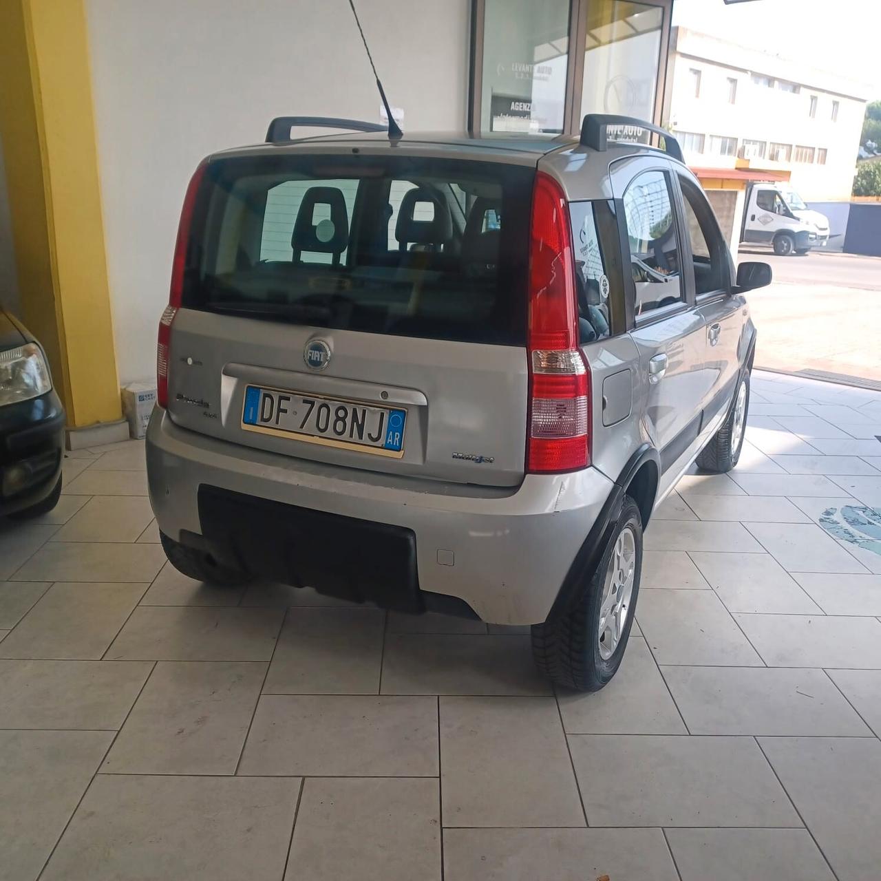 133.978KM PANDA 1.3 MJTD 4X4 MOTORE INFINITO