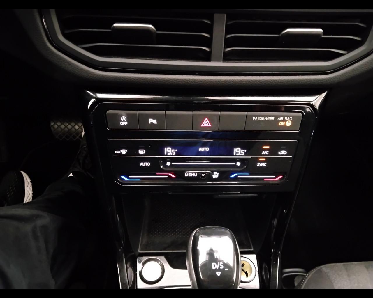 VOLKSWAGEN T-Cross 2024 - T-Cross 1.0 tsi Life 115cv dsg