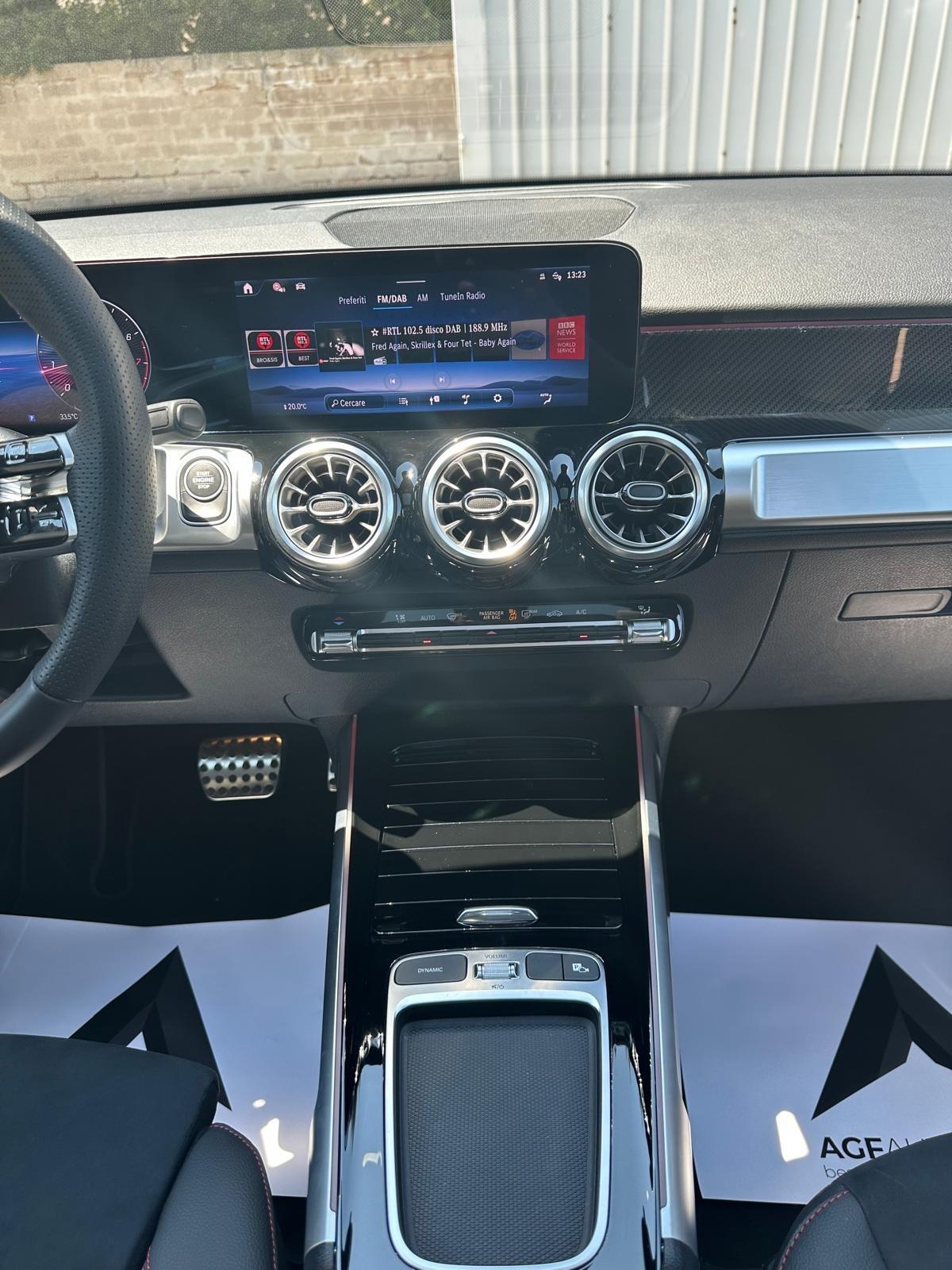 Mercedes-benz GLB 200 GLB 200 Automatic AMG Line Premium Plus