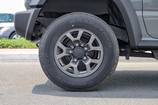 SUZUKI Jimny 1.5 GL Autovettura 4 Posti Nuova Di Fabbrica