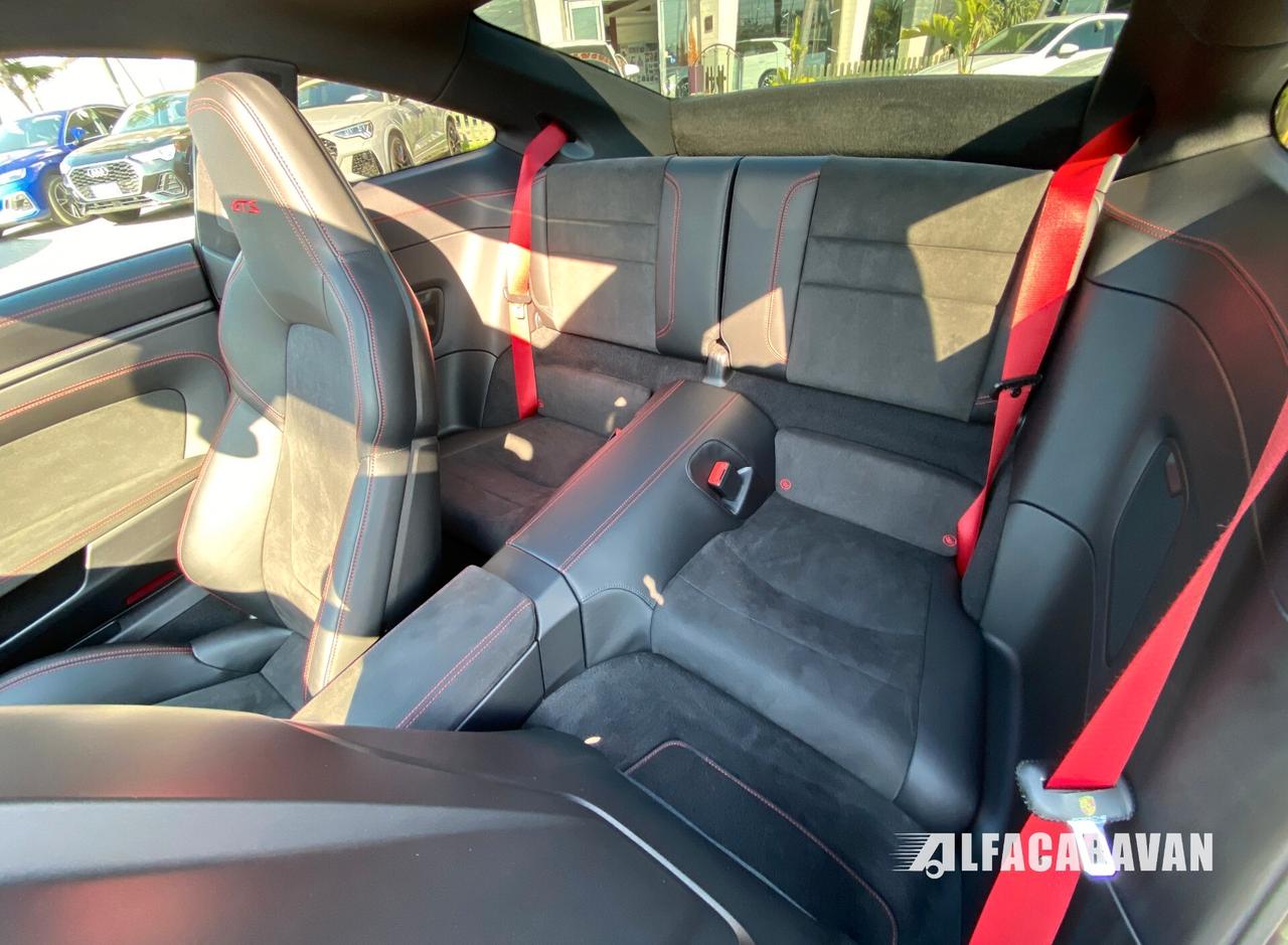 Porsche 911 992 Carrera 2 Coupe GTS auto