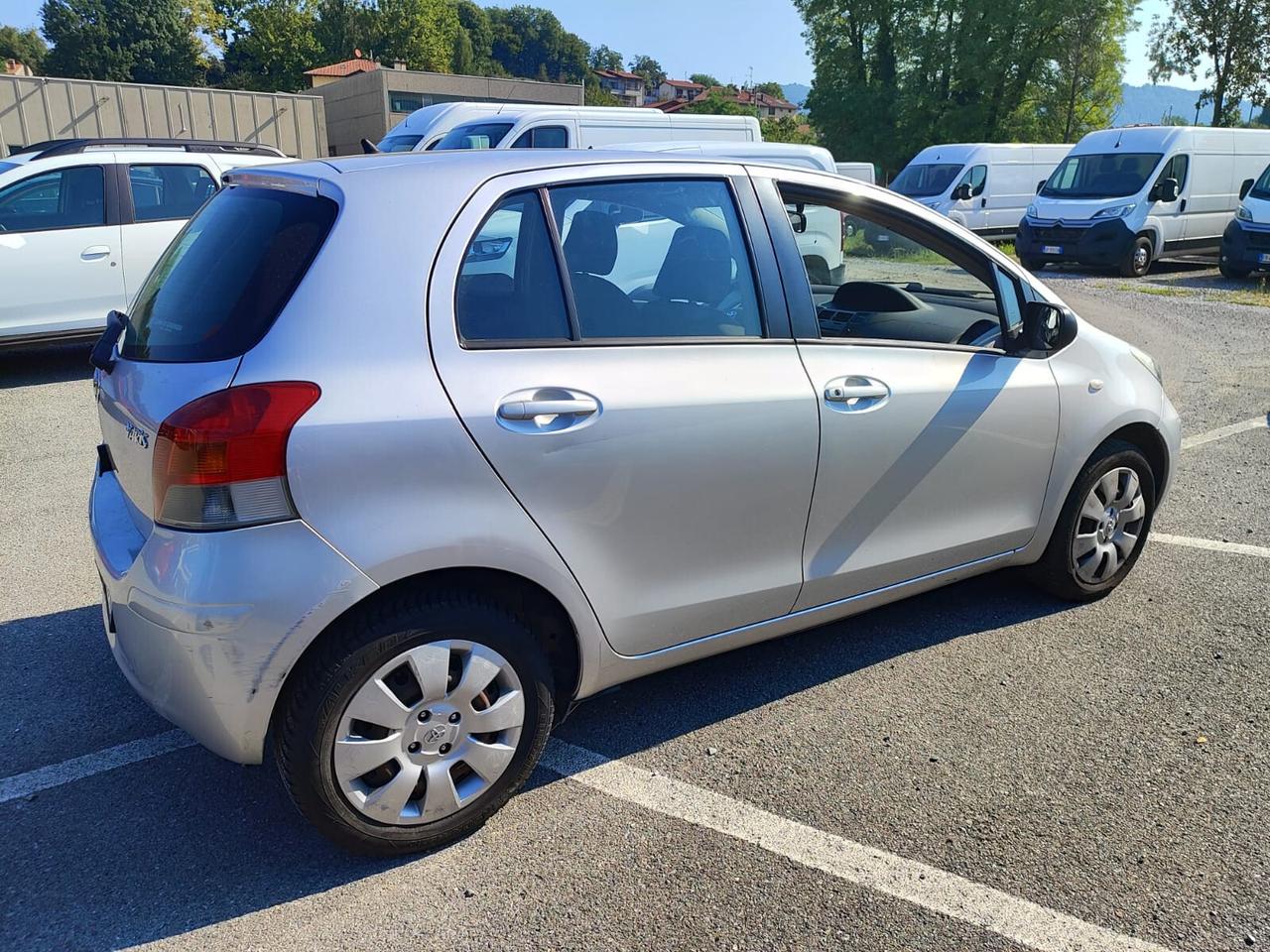 Toyota Yaris 1.0 5 porte - FRIZIONE NUOVA