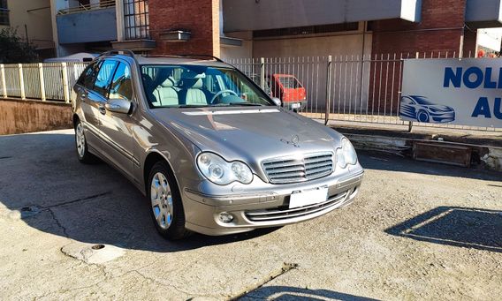 Mercedes-Benz C220 SW - 2.2 150cv Elegance Automatica del 07/2005