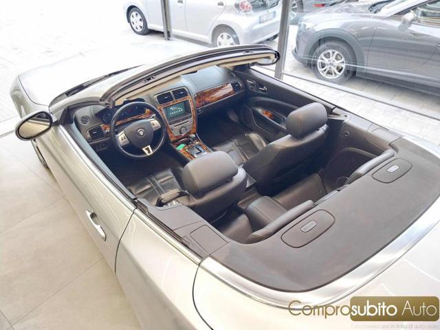 JAGUAR XK 4.2 V8 Convertibile
