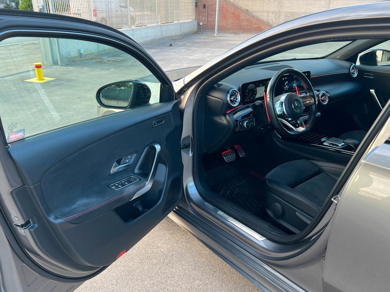 Mercedes-benz A 180 d Premium AMG 1PROPRIETARIO.