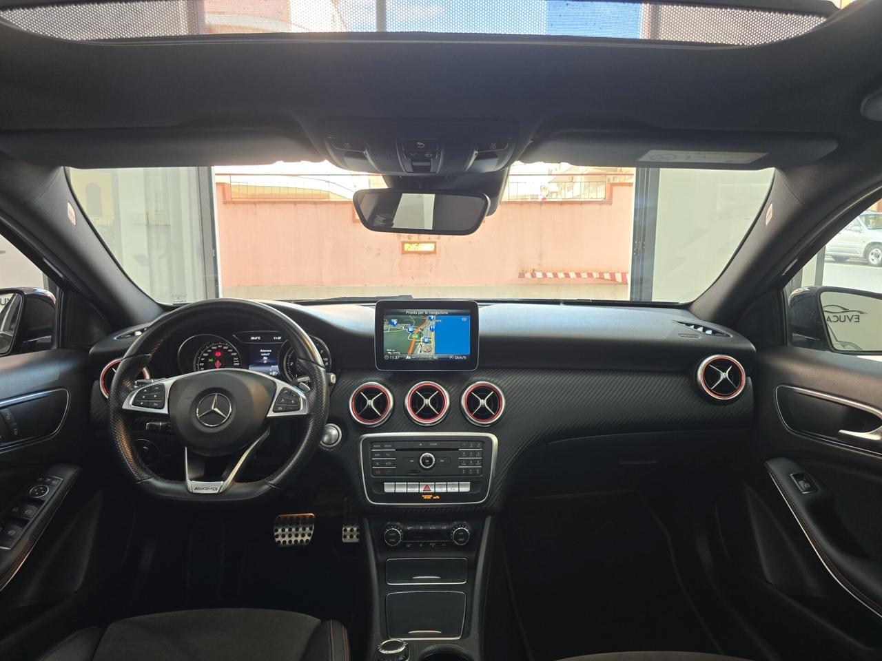 Mercedes-benz A180d Automat Premium 2018 115000km