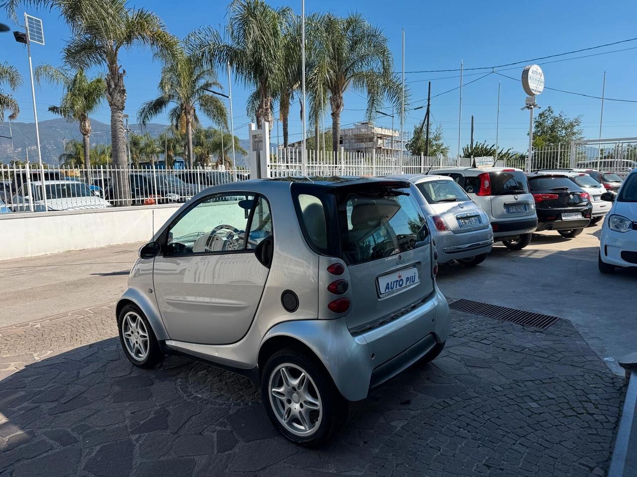 Smart 700 city-coupé pulse