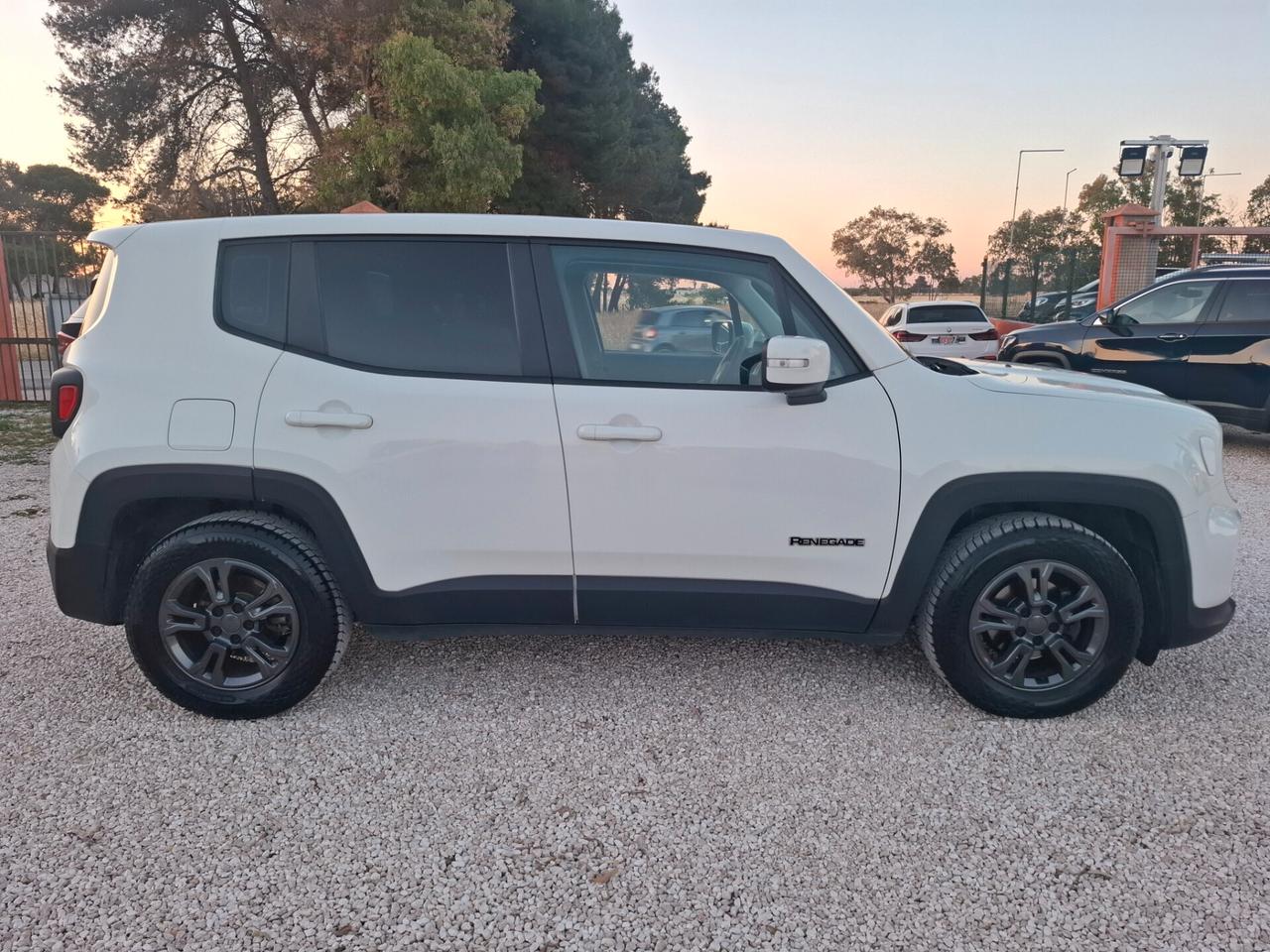 JEEP RENEGADE 1.6 M-JET 130cv- CRUISE-LED *MY 22*