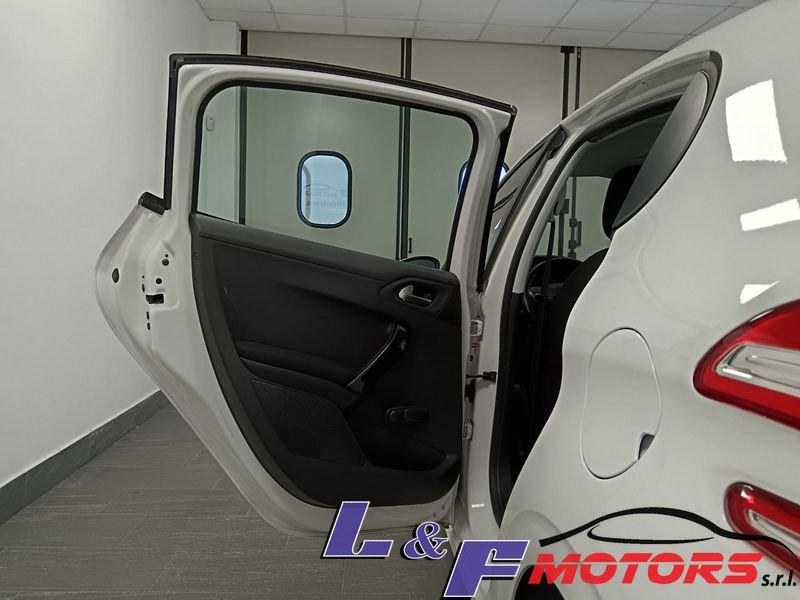 Peugeot 208 1.2 12V VTi 82cv Active