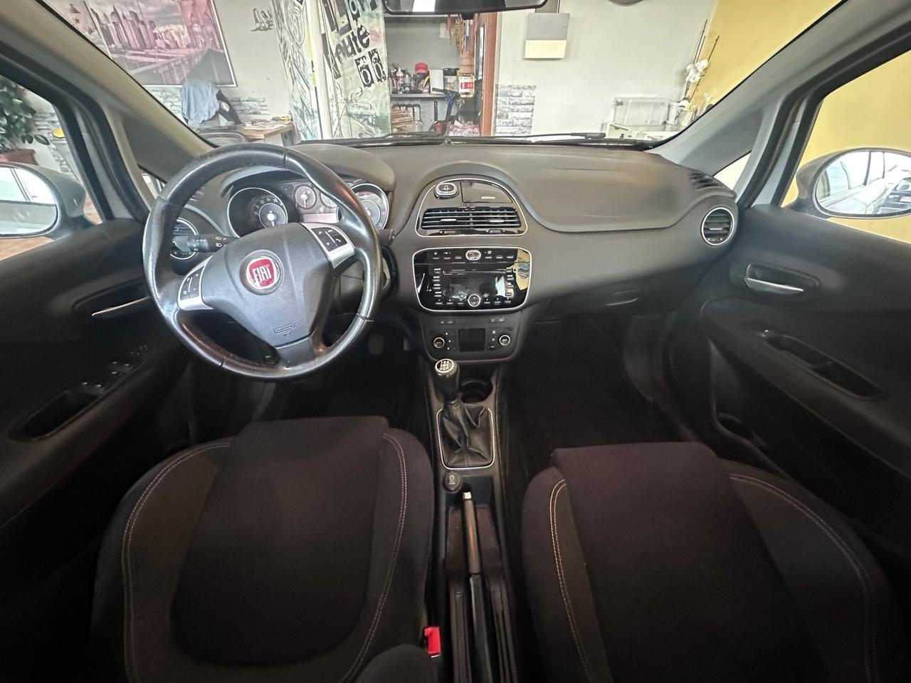 Fiat Punto 1.3diesel 75CV 5 porte Lounge + carrello appendice