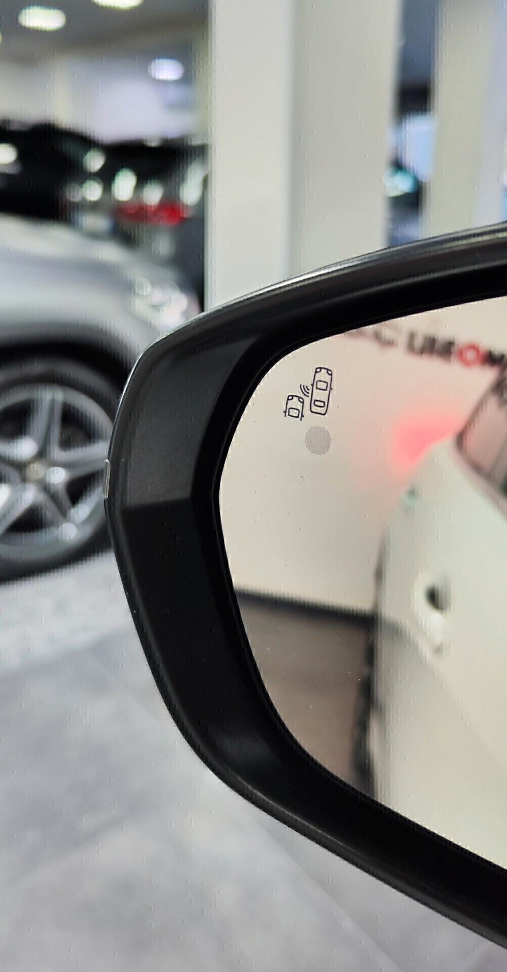 Peugeot 3008 BlueHDi 130 EAT8 GT Line Tetto Led Unico Proprietario