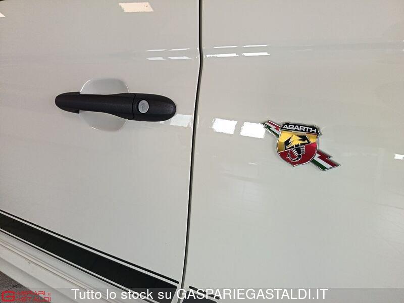 Abarth 695 1.4 Turbo T-Jet 180 CV