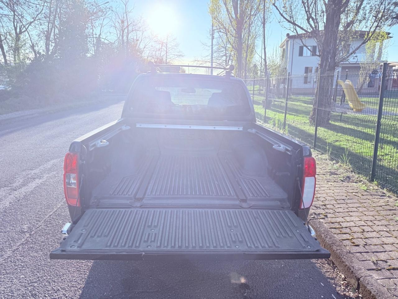 Nissan Navara PICK-UP - PARI AL NUOVOO 40 MILA KM