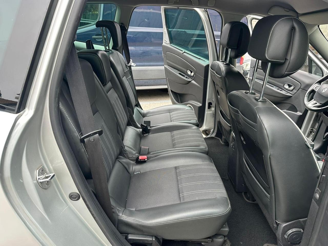 Renault Scenic Scénic 1.6 dCi 130CV Start&Stop Bose - 7 posti