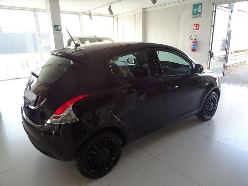 Lancia Ypsilon 1.2 69 CV 5 porte S&S Elefantino Blu