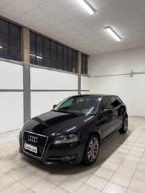 Audi A3 SPB 1.6 TDI 105 CV CR Attraction
