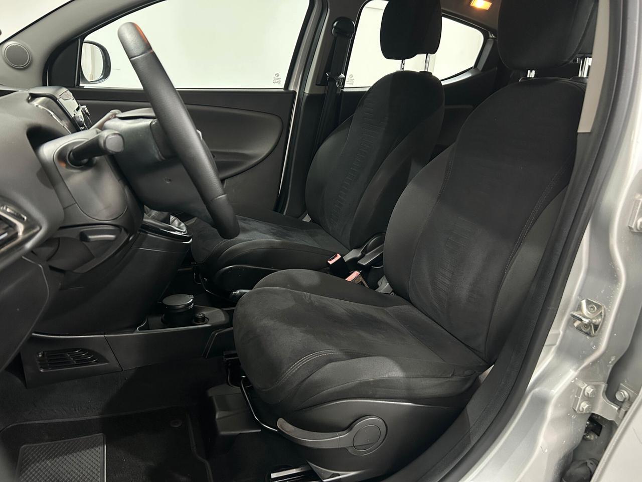 Lancia Ypsilon 1.2 69 CV 5 porte GPL Ecochic Gold