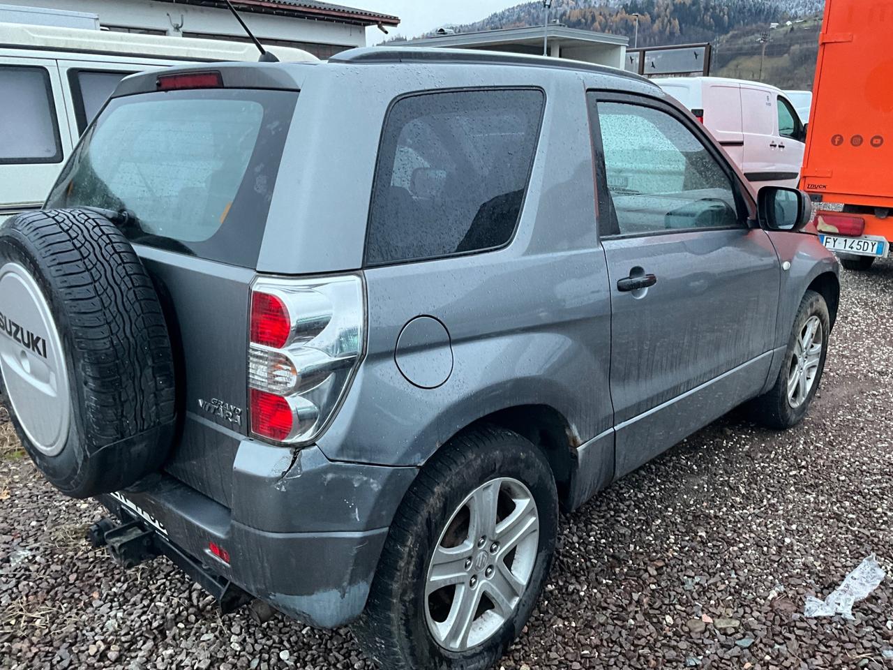 PACCHETTO PER COMMERCIANTI .Suzuki Grand Vitara 1.9 DDiS 3 porte