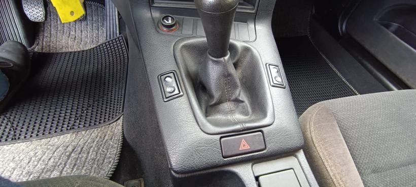 BMW Serie 3 Berlina E36 318i Europa