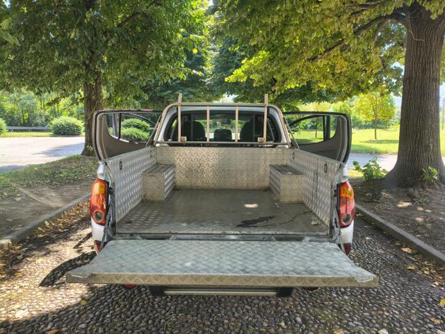 MITSUBISHI L200 2.5 DI-D/178CV 4X4