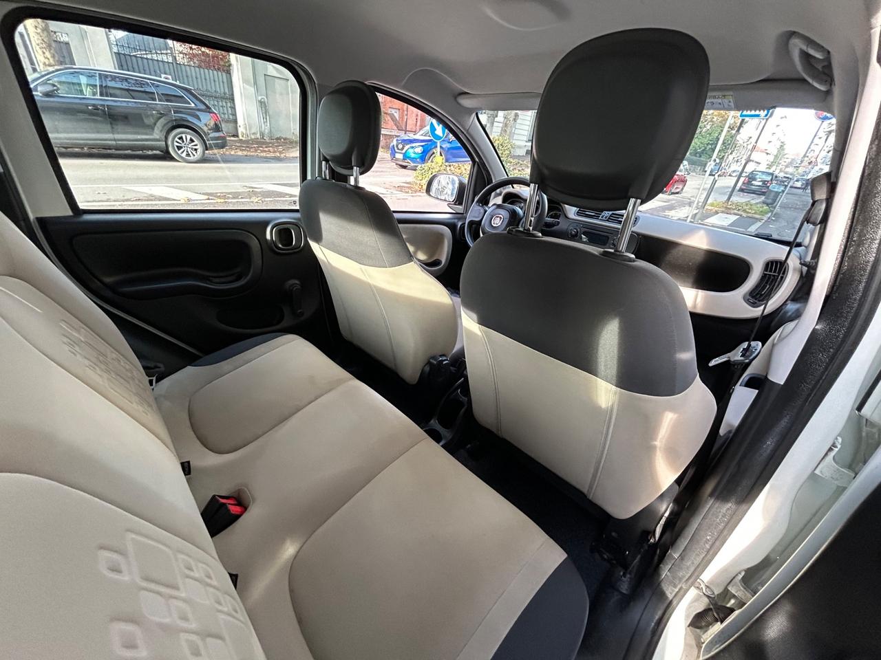 Fiat Panda 1.2 Lounge 69cv E6 70.000KM | NEOPATENTATI!!!