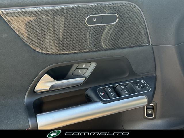 MERCEDES-BENZ GLA 200 d Automatic 4Matic AMG Line Premium