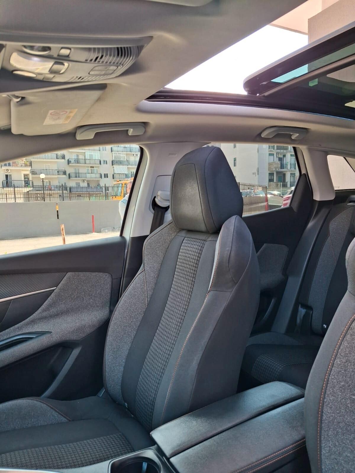 Peugeot 3008 BlueHDi 130 S&S Business SPORT