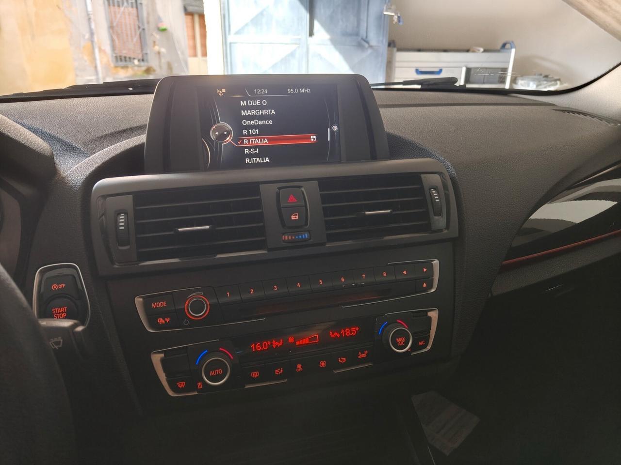 Bmw 118 118d 5p. Sport