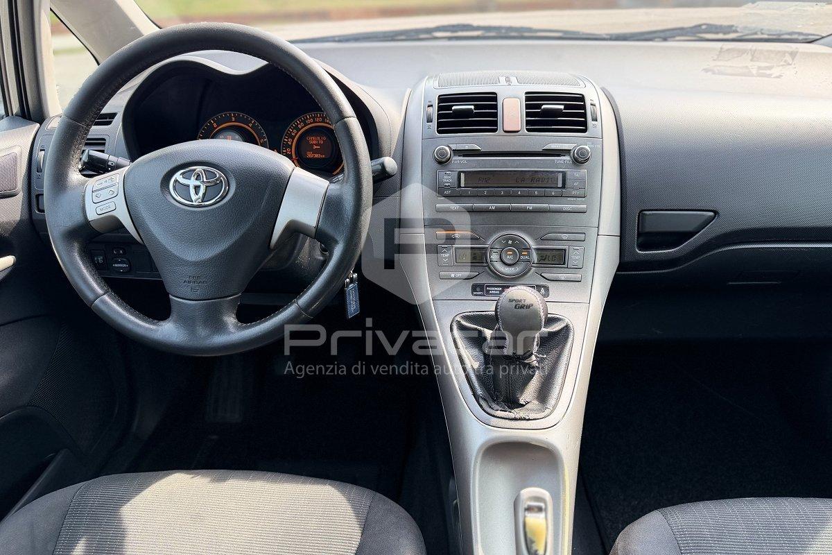 TOYOTA Auris 1.4 D-4D 5 porte Sol