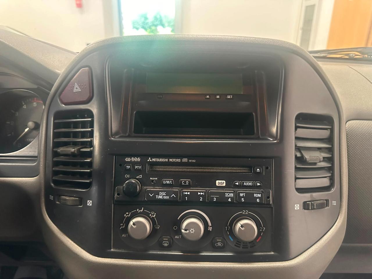Mitsubishi Pajero 2.5 TDI 3p. GLX