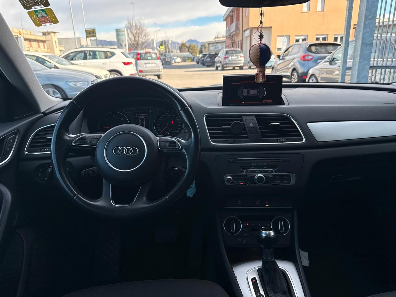 Audi Q3 2.0 tdi EURO 6 120cv s-tronic