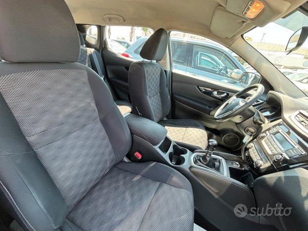 Nissan Qashqai Nissan Qasquai 2014 180000 km 1.5 diesel