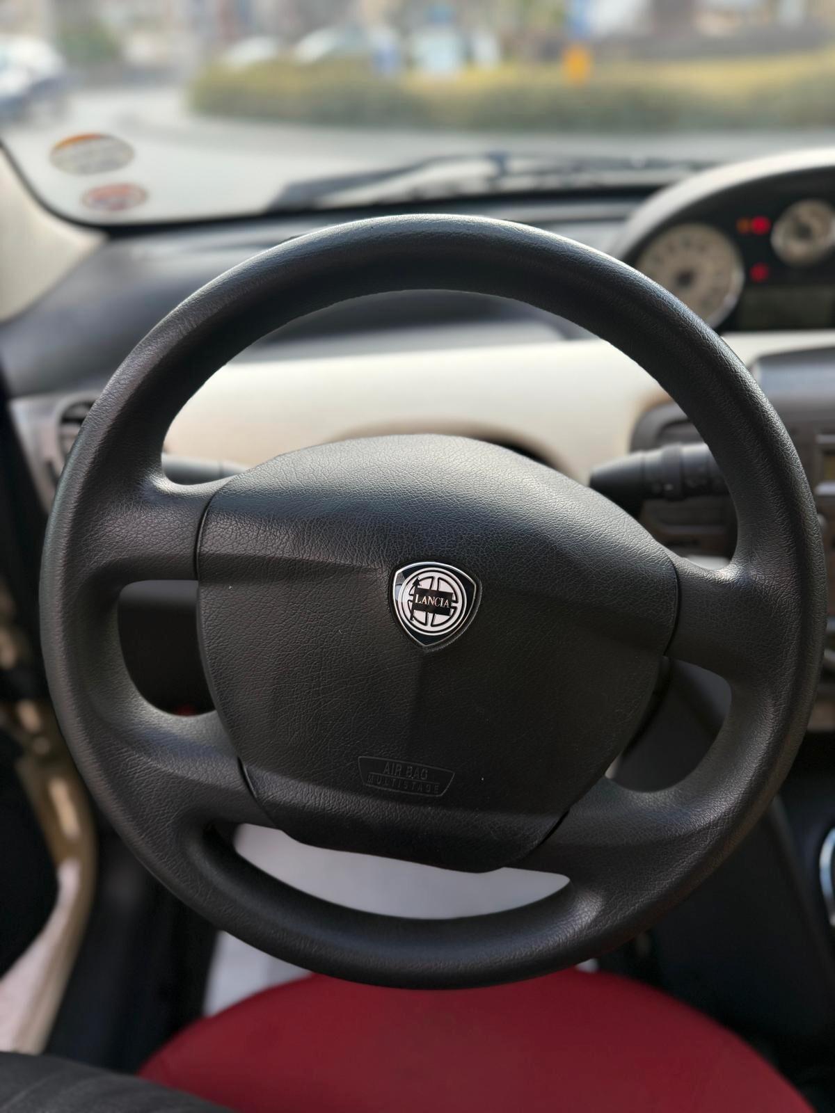 Lancia Ypsilon 1.3 Multijet 16V Platino