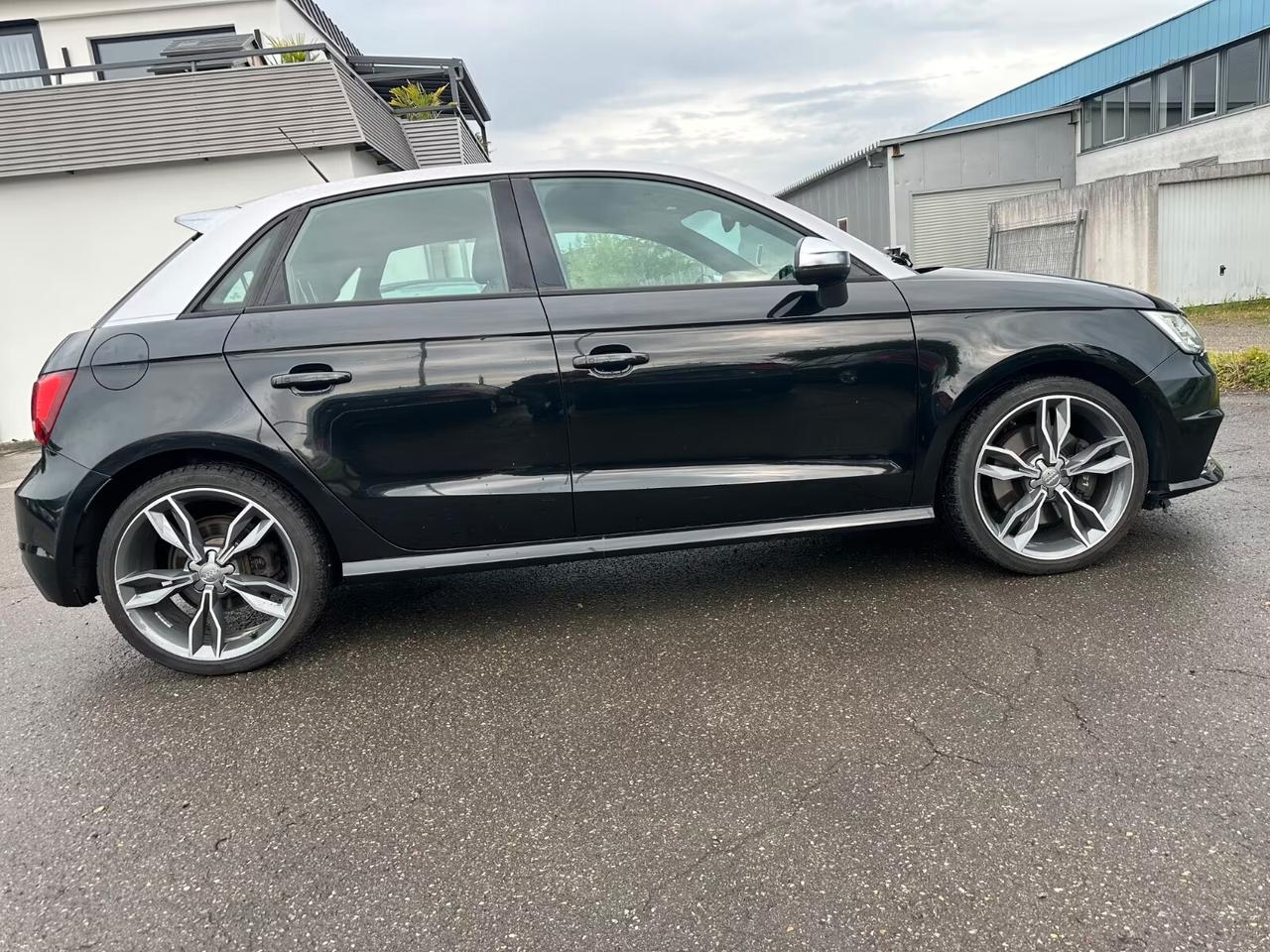 Audi A1 S1 SPB 2.0 TFSI quattro