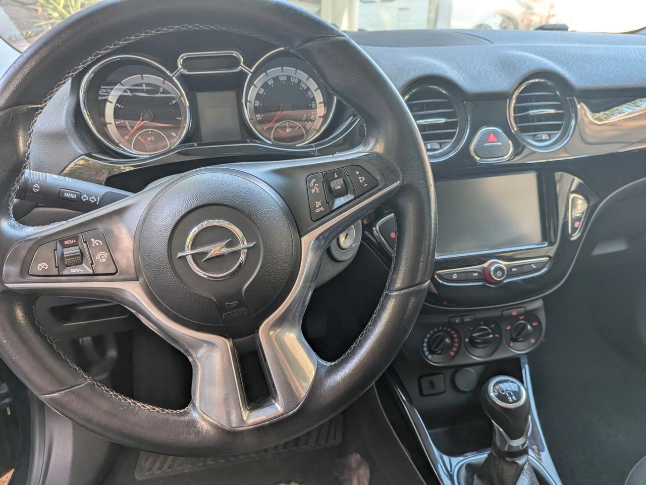 Opel Adam 1.2 70 CV