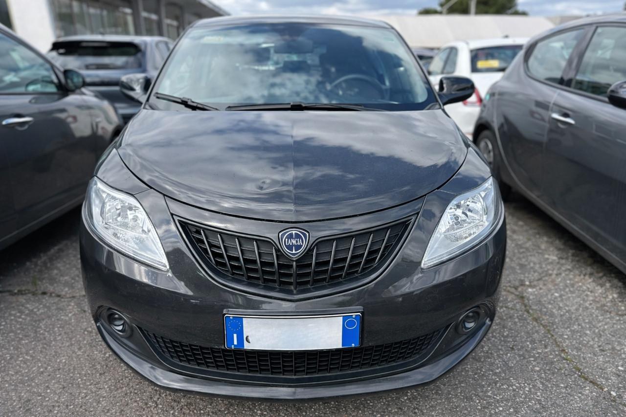 LANCIA Ypsilon III 2021 - Ypsilon 1.0 firefly hybrid Silver s&s 70cv 5p.ti