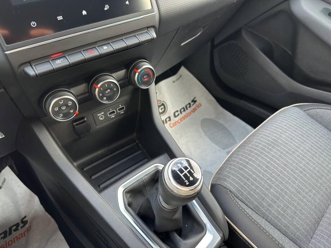 Renault Clio 1.0 Business 75cv con CarPlay