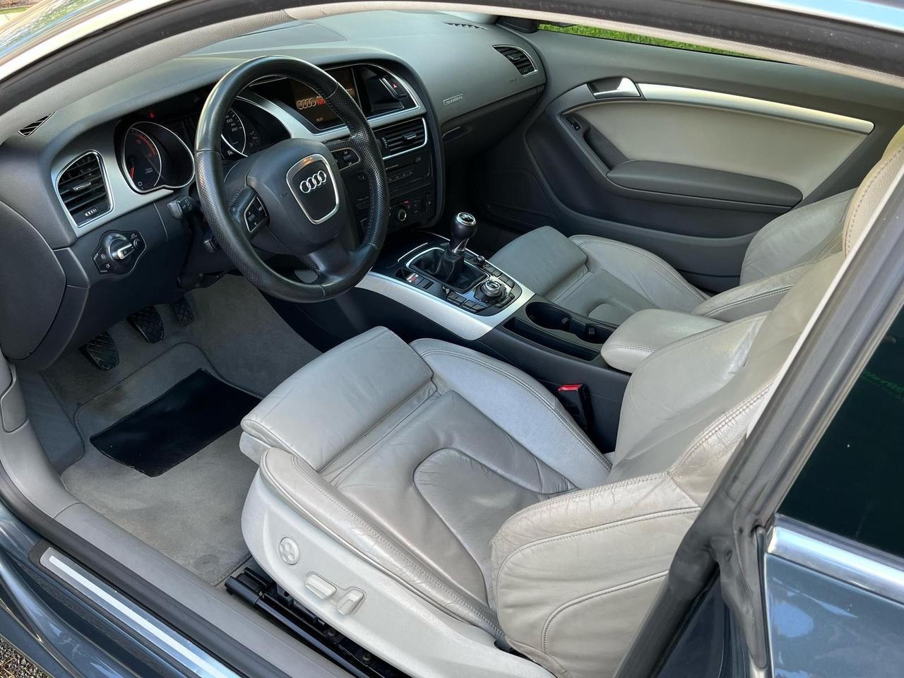 Audi A5 3.0 V6 TDI 240cv quattro Ambition Manuale