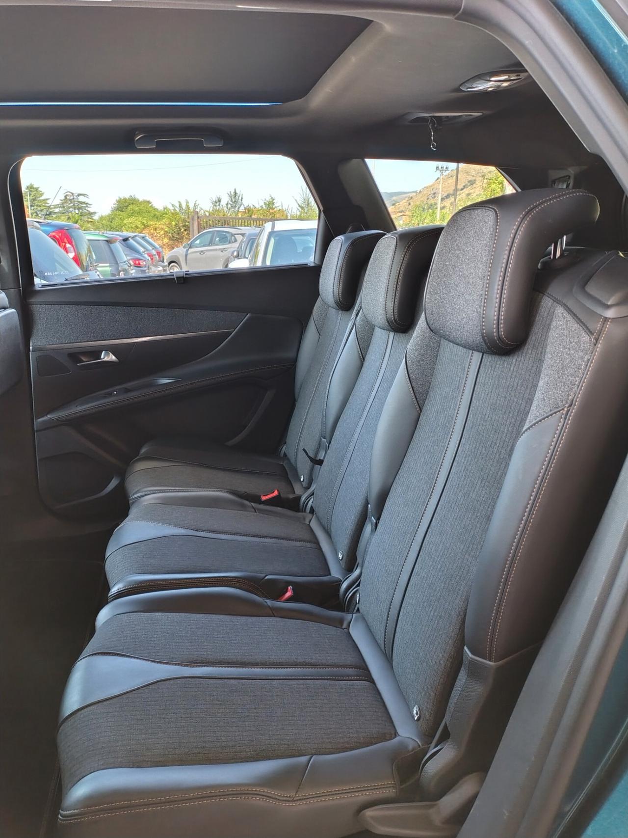 Peugeot 5008 BlueHDi 130 S&S EAT8 Allure
