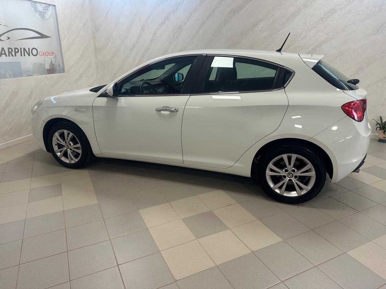 Alfa Romeo Giulietta 1.6 JTDm-2 105 CV Distinctive