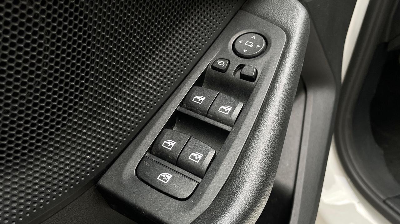 BMW 116D 1.5 ADVANTAGE 116CV - VIRTUAL COCKPIT, CARPLAY, NEOPATENTATI