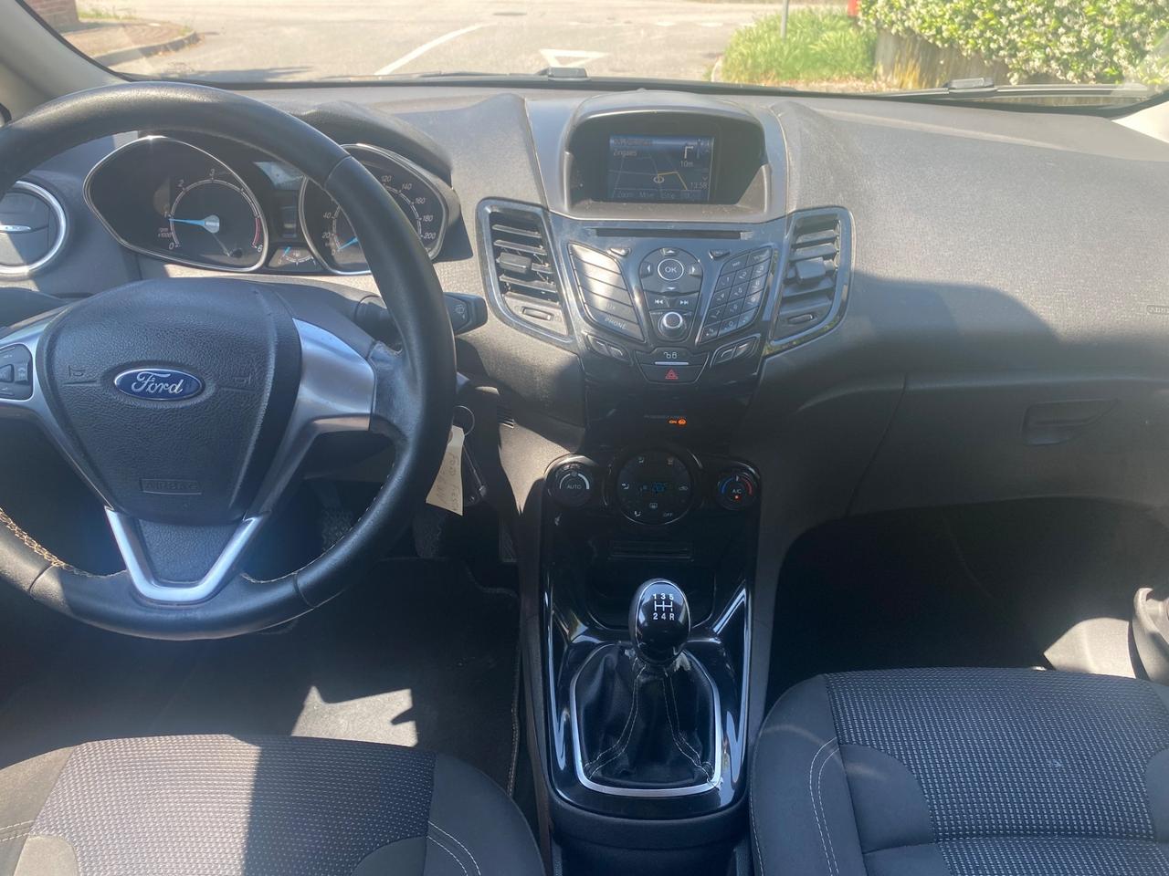 Ford Fiesta 1.5 TDCi 75CV 5 porte Business