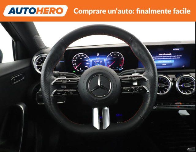 MERCEDES-BENZ A 180 Automatic AMG Line Premium