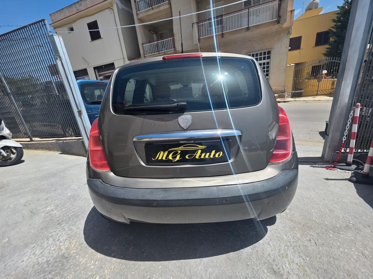 Lancia Ypsilon 1.3 Multijet 16V Argento