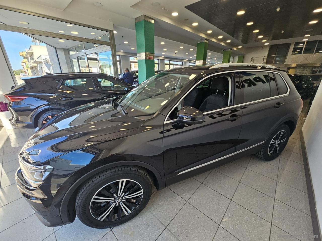 VOLKSWAGEN Tiguan 2.0 TDI DSG Advanced BMT